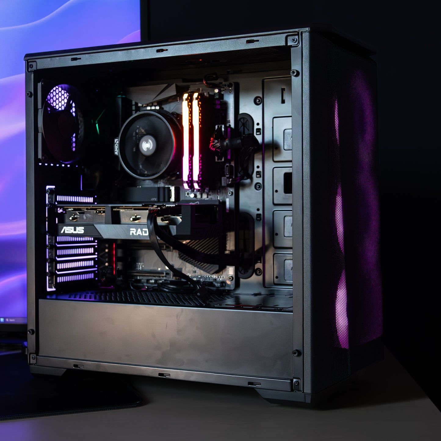 Phanteks Refurb Game PC | Ryzen 5 5600X | RX 6600 8GB | 32GB | 2.512GB